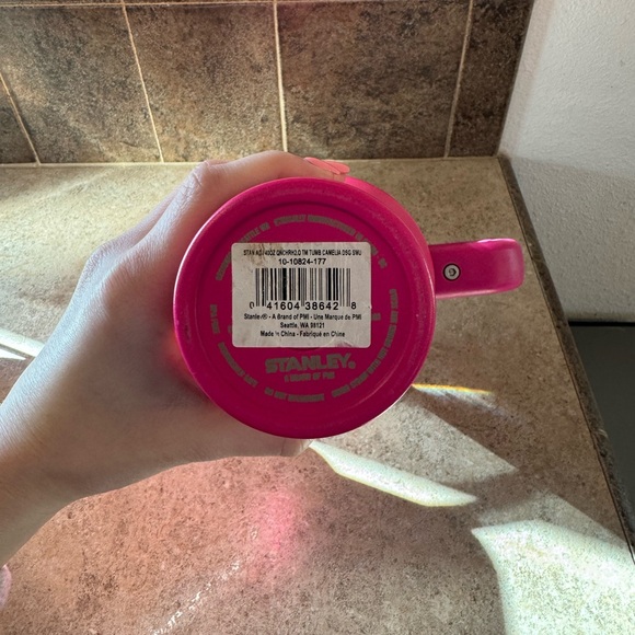 Stanley Fuchsia Travel Mug - Picture 3 of 3